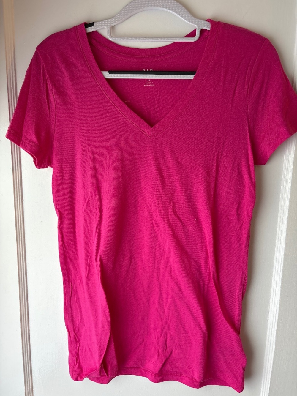 Gap Pink Favorite Tshirt, V-neck, Sz XS, EUC